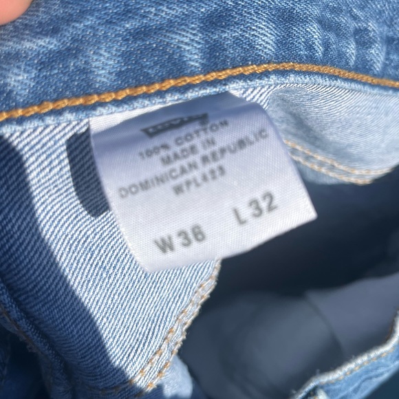 Vintage Levi’s 501 button fly front all blue distressed washed denim jeans - Picture 6 of 7